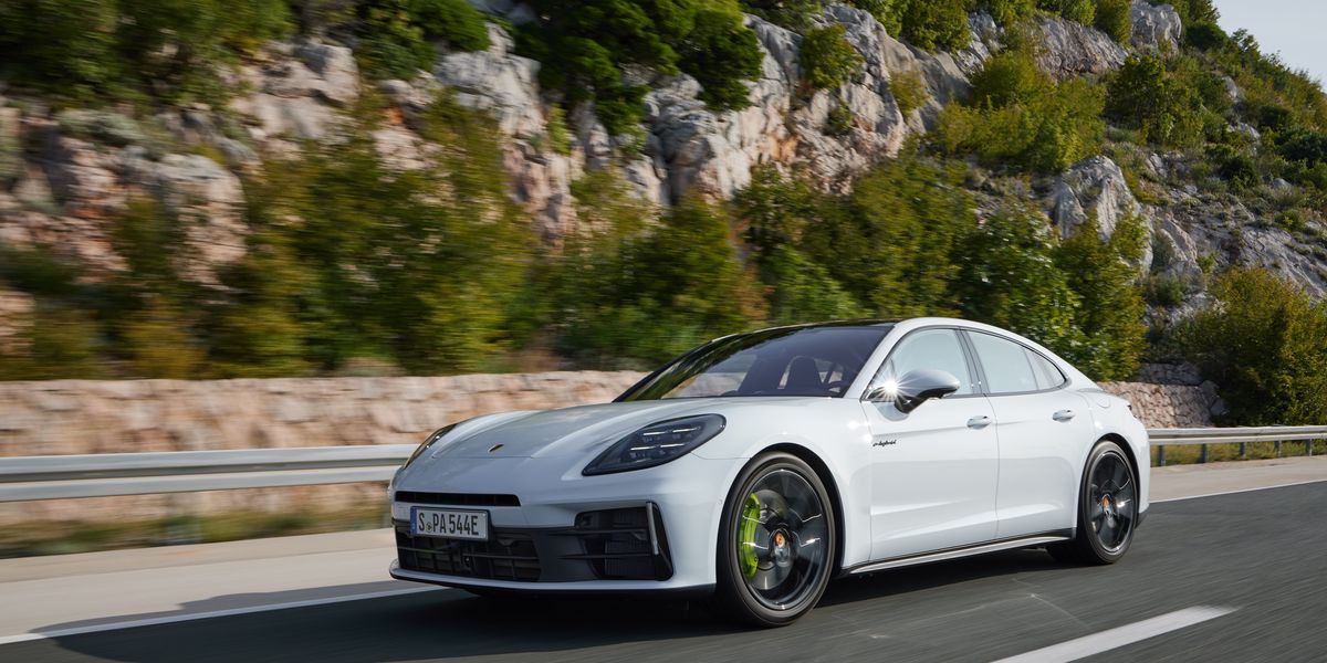 Porsche Panamera 2024 года получит V-6 E-Hybrid мощностью до 536 л.с.