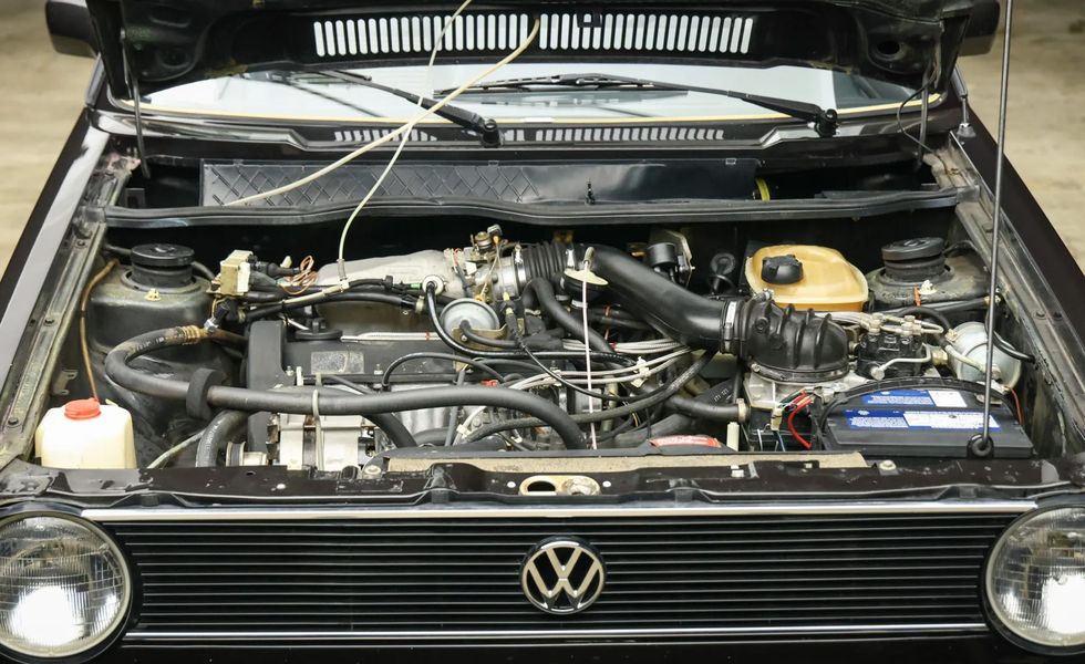 1984 Volkswagen Rabbit Convertible Wolfsburg Edition 5-ступенчатый двигатель